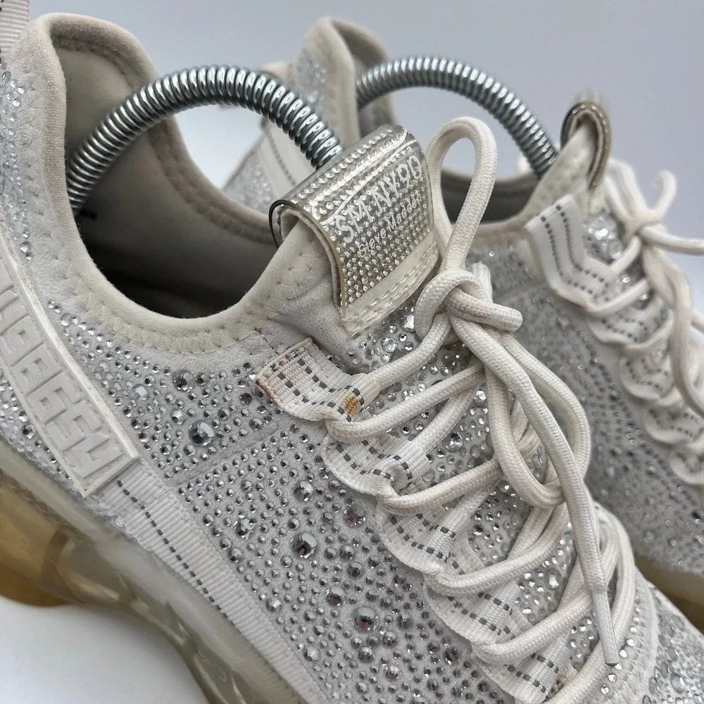 Steve Madden shine every